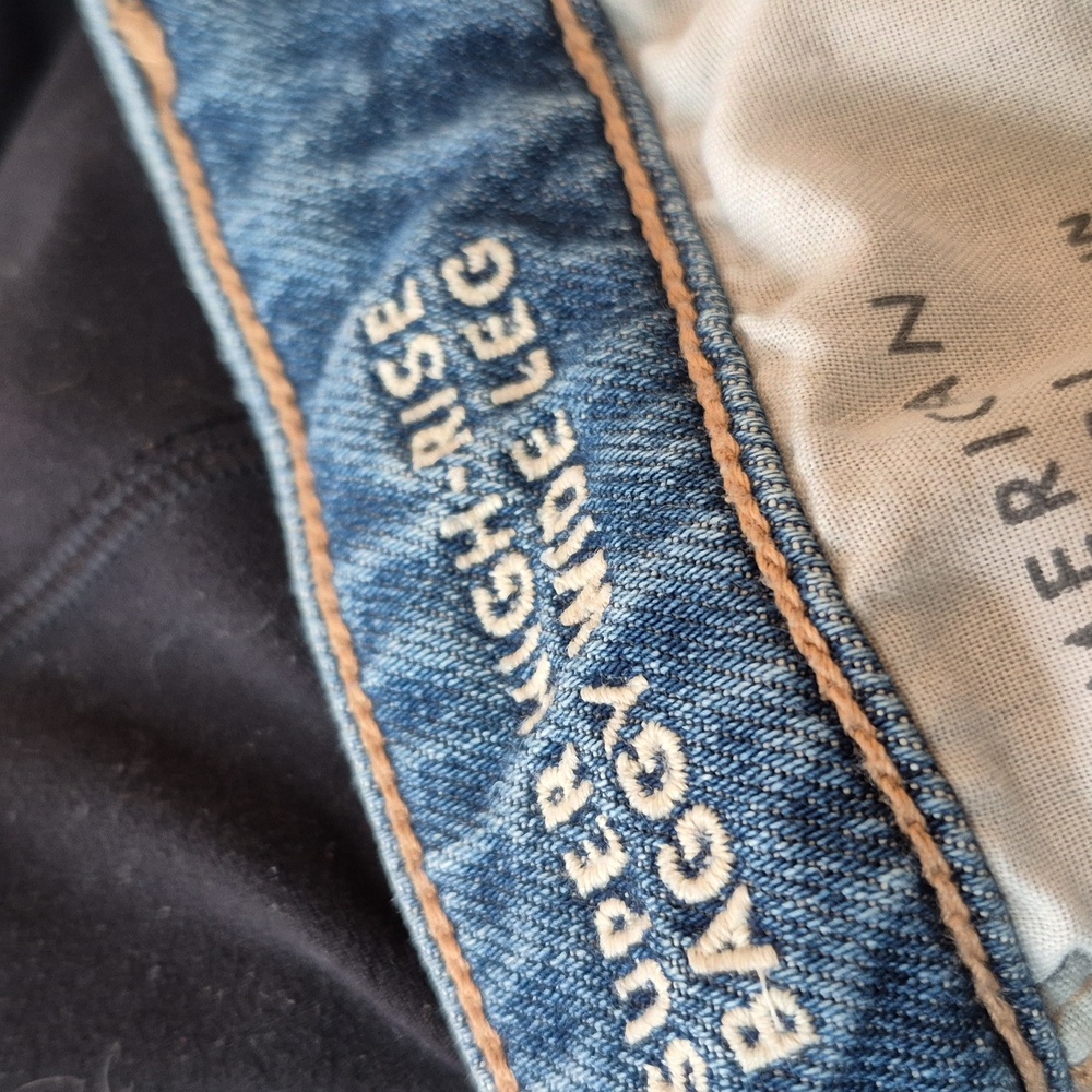 American Eagle Wide Leg Baggy Distressed Jeans Size 4 - Picture 7 of 7